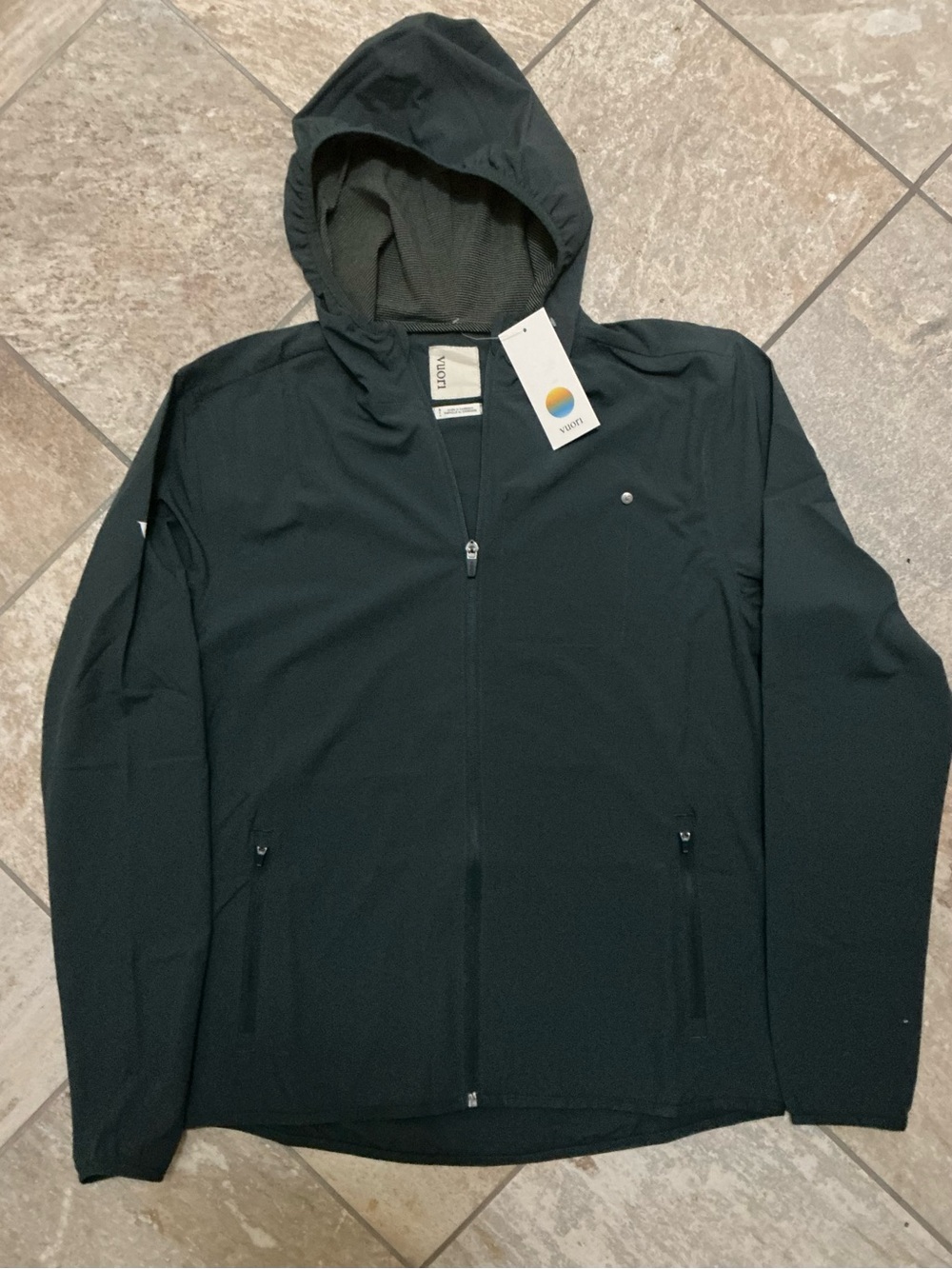 Vuori Outdoor Trainer Shell Brand New NWT Small #Vuori #Back2School